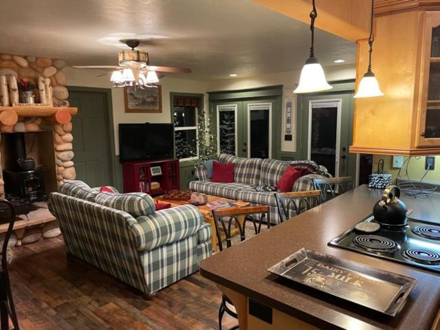 The Honky Tonk Cabin Long Valley Junction المظهر الخارجي الصورة